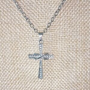 Elegant Silver Cross Pendant Necklace